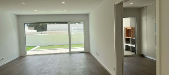 Casa de 4 dormitorios en Seixal, Portugal No. 77839 9