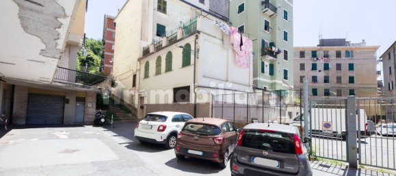 3 bedrooms Apartment in Genoa, Italy No. 296582 35