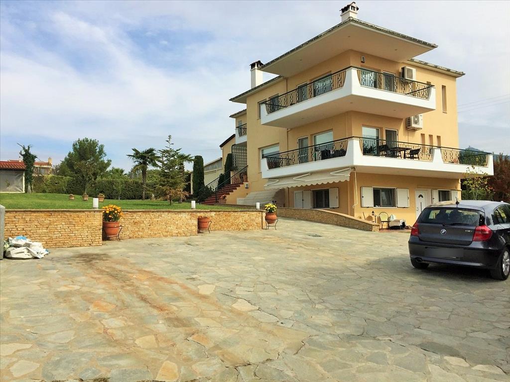 6 غرف نوم عقار تجاري في Thermi, Greece رقم 5443