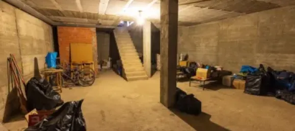 177m² Commercial property in Chartered Community of Navarre, Spain No. 108105 2