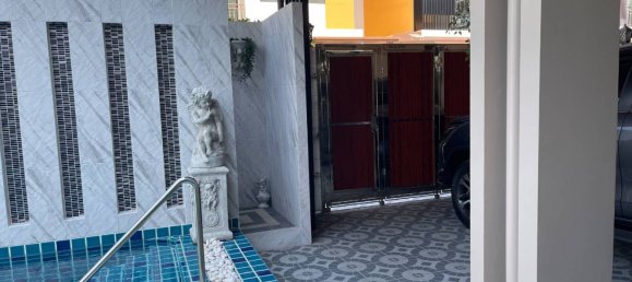 4 bedrooms Cafe / restaurant in Pattaya, Thailand No. 19373 10