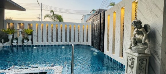 4 bedrooms Cafe / restaurant in Pattaya, Thailand No. 19373 28