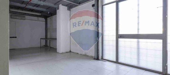 3 rooms Commercial property in Tradate, Italy No. 235092 14