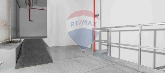 3 rooms Commercial property in Tradate, Italy No. 235092 16