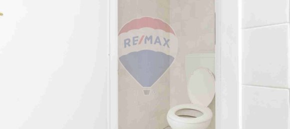 3 rooms Commercial property in Tradate, Italy No. 235092 11