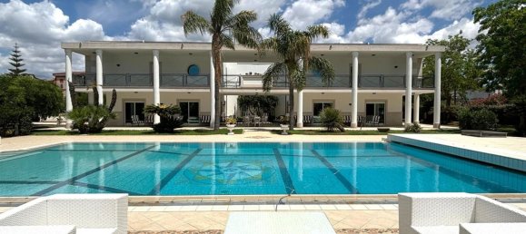 8 rooms Villa in Taranto, Italy No. 125738 5