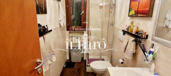 Apartamento de 3 divisões em Campi Bisenzio, Italy N.º 132943 22