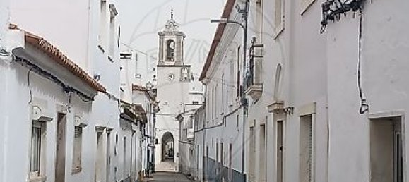 75m² Commercial property in Borba, Portugal No. 53496 6