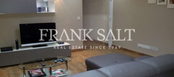 3 Schlafzimmer Wohnung in Xaghra, Malta, Nr. 5671 4