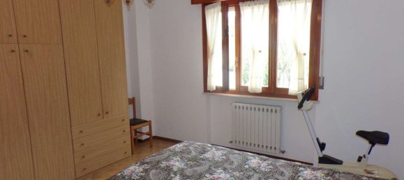 3 rooms Apartment in Monte San Vito, Italy No. 8820 11