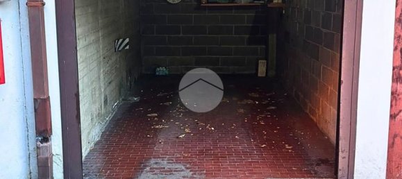13m² Garage in Bollate, Italy No. 230023 4