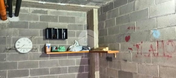 13m² Garage in Bollate, Italy No. 230023 5