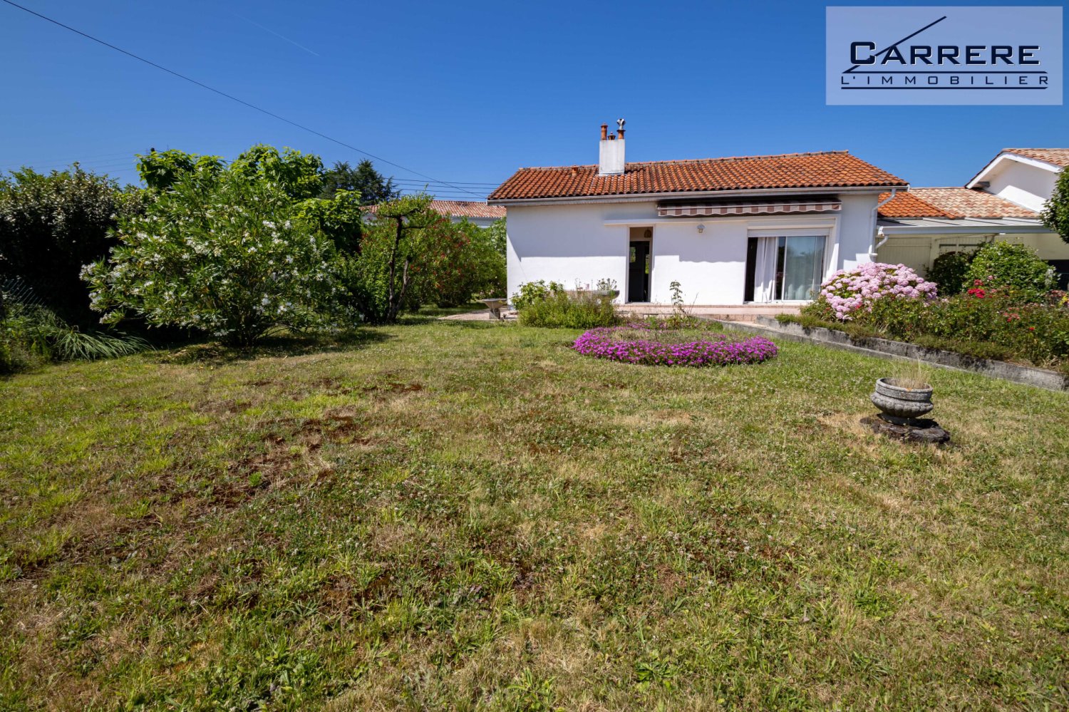 Casa de 3 dormitorios en Cenon, France No. 277862