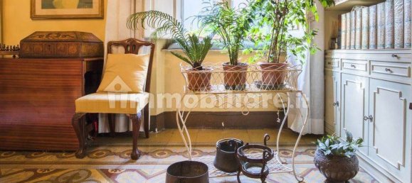 6 bedrooms Villa in Lucca, Italy No. 137669 6