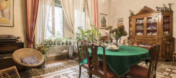 6 bedrooms Villa in Lucca, Italy No. 137669 3