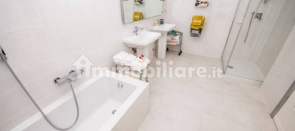 Ático de 3 dormitorios en Rho, Italy No. 327312 22