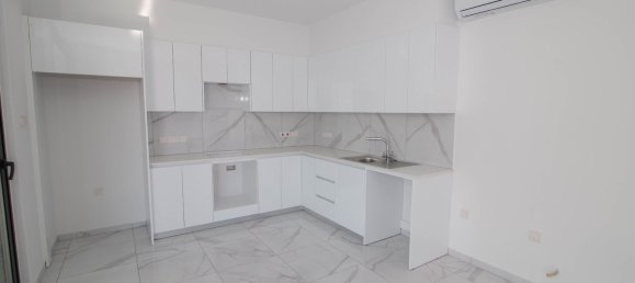 2 bedrooms Apartment in Larnaca, Cyprus No. 5669 28