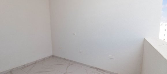 2 bedrooms Apartment in Larnaca, Cyprus No. 5669 16