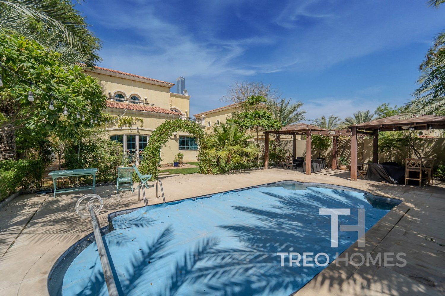 4 bedrooms Villa in Jumeirah Park, UAE No. 28467