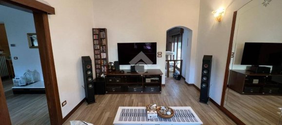 Villa de 3 dormitorios en Gonzaga, Italy No. 100425 5