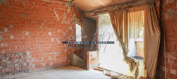 Casa de 4 divisões em Borgonovo Val Tidone, Italy N.º 118389 9