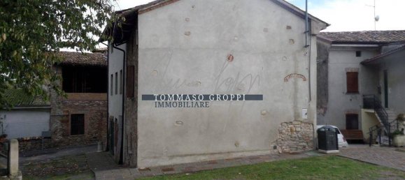 Casa de 4 divisões em Borgonovo Val Tidone, Italy N.º 118389 41