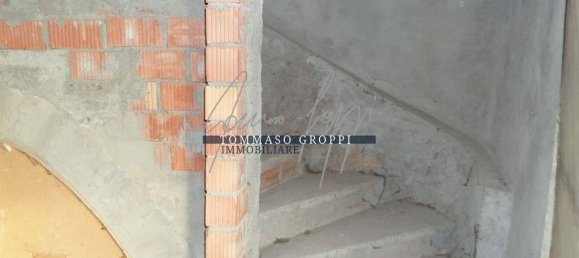 Casa de 4 divisões em Borgonovo Val Tidone, Italy N.º 118389 34