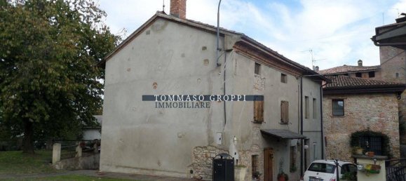 Casa de 4 divisões em Borgonovo Val Tidone, Italy N.º 118389 39