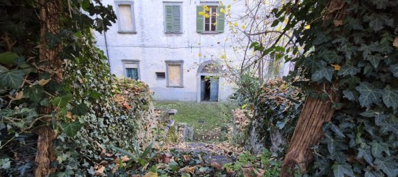 1041m² Building in Gravedona ed Uniti, Italy No. 313834 8