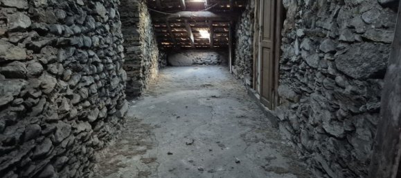 1041m² Building in Gravedona ed Uniti, Italy No. 313834 15