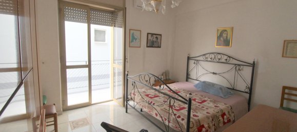 Apartamento de 2 habitaciónes en Naples, Italy No. 351393 14