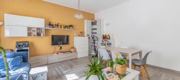 2 bedrooms Apartment in Rome, Italy No. 340340 9