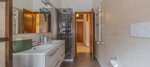 2 bedrooms Apartment in Rome, Italy No. 340340 5