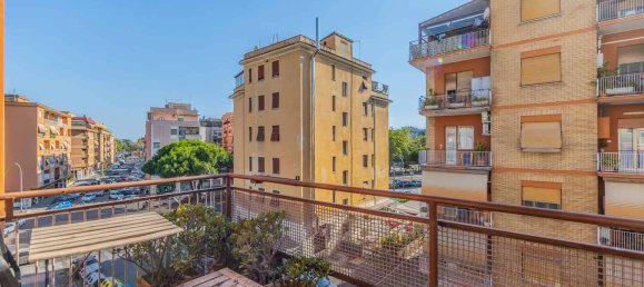 2 bedrooms Apartment in Rome, Italy No. 340340 16