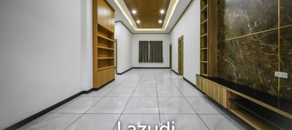 3 bedrooms Villa in Pattaya, Thailand No. 27461 4