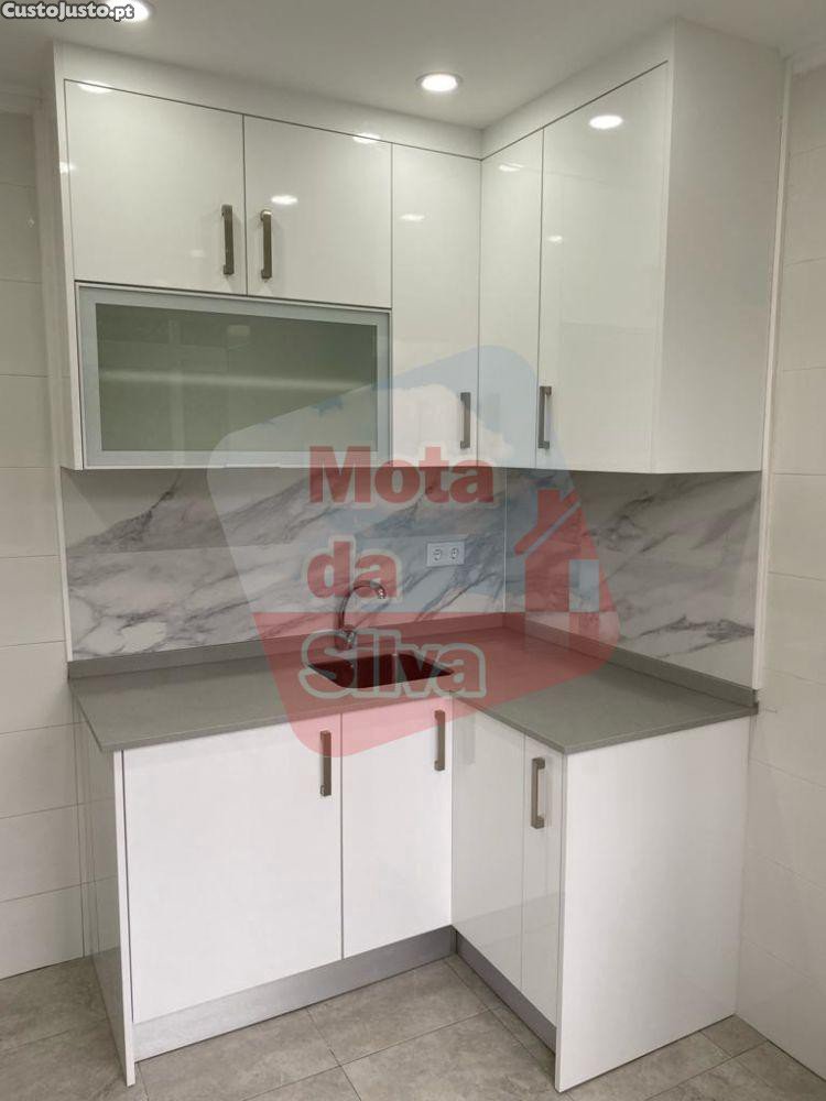 1 bedroom Apartment in Rio de Mouro, Portugal No. 151993