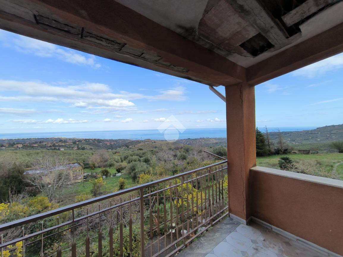 Вилла с 8 комнатами в Трабия, Италия № 232784