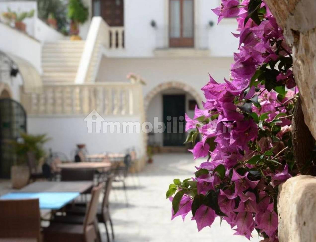 5-Zimmer Hotel in Ceglie Messapica, Italy, Nr. 235296