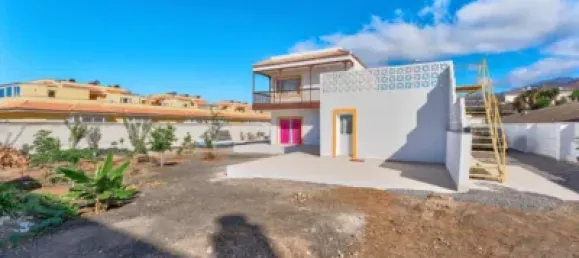 Casa de 4 dormitorios en Santiago del Teide, Spain No. 125309 15