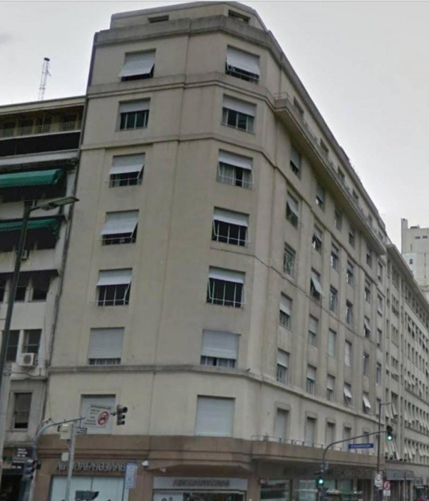 298m² Office in Buenos Aires, Argentina No. 108128