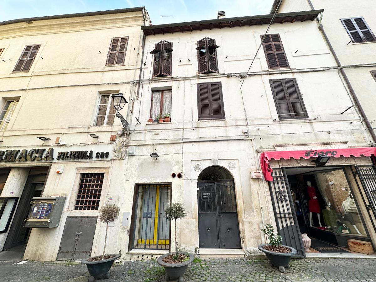 Apartamento de 3 divisões em Civita Castellana, Italy N.º 14779