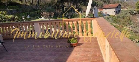 5 rooms Apartment in Ventimiglia, Italy No. 98440 7