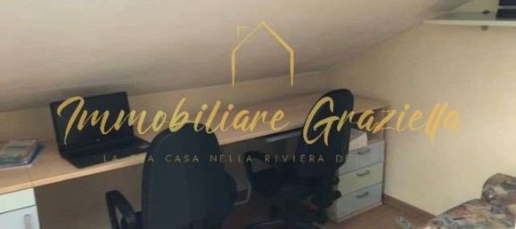 5 rooms Apartment in Ventimiglia, Italy No. 98440 4