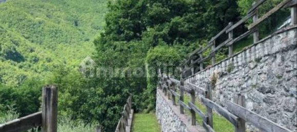 5 غرف نوم منزل في Fabbriche di Vergemoli, Italy رقم 325573 18