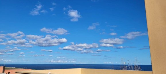 Квартира с 4 комнатами в Сиракузы, Италия № 250269 2