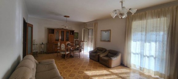 Квартира с 4 комнатами в Сиракузы, Италия № 250269 3