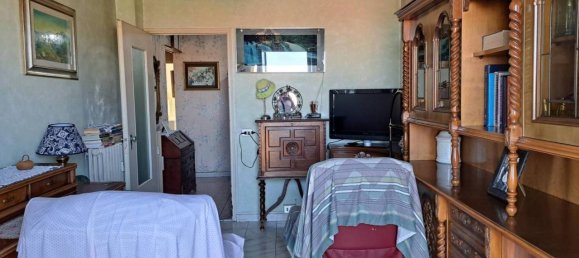 6 rooms Apartment in Turin, Italy No. 155816 10