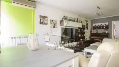 Квартира с 3 спальнями в Алькала-де-Энарес, Испания № 277135