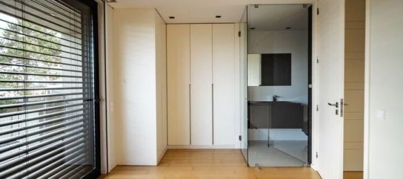 3 bedrooms Villa in Madalena, Portugal No. 18070 17