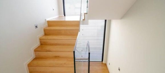 3 bedrooms Villa in Madalena, Portugal No. 18070 10